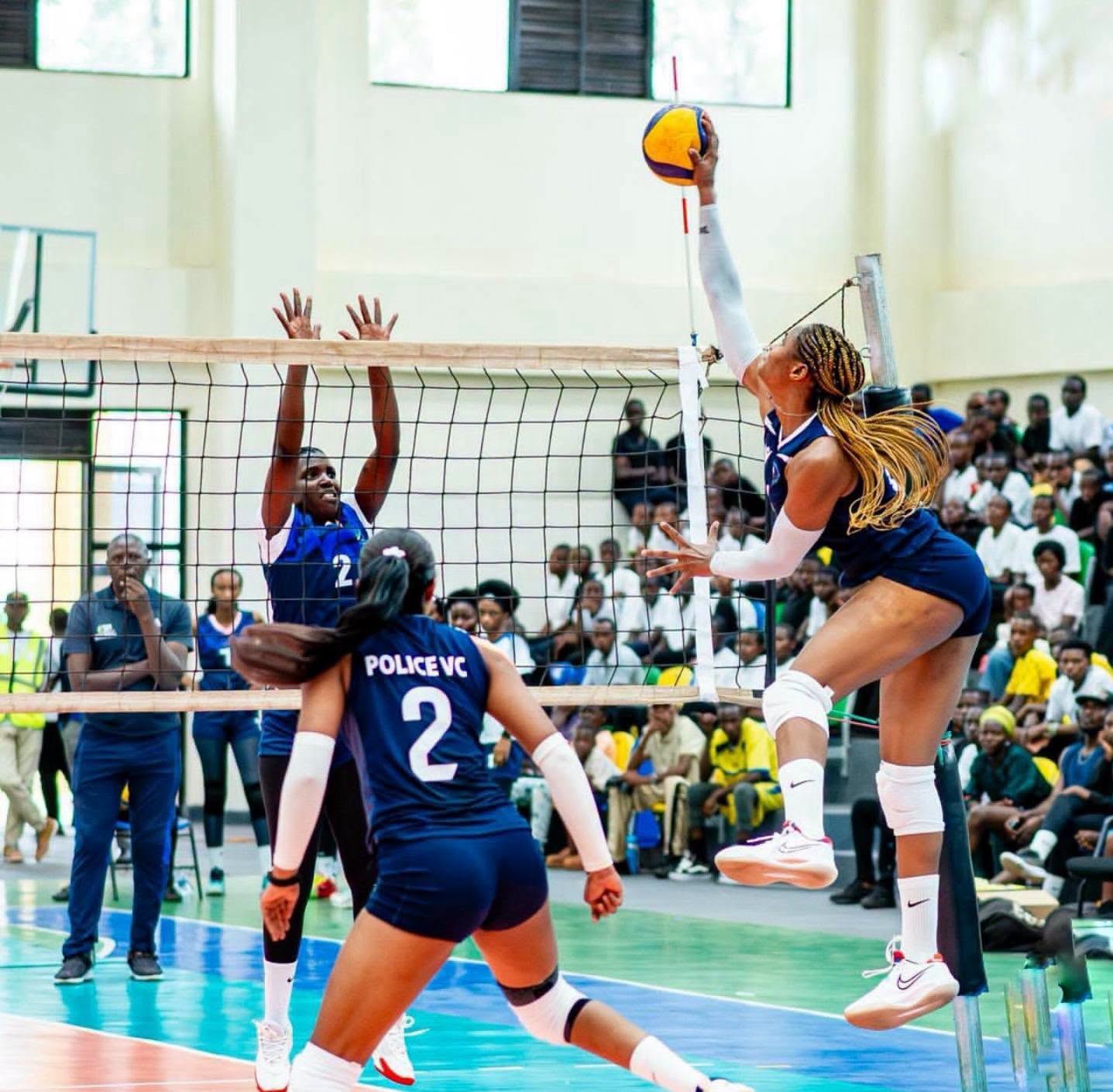 La Camerounaise Carole Ekani Bidza à l’affiche au Rwanda, Police WVC lance sa saison avec un trophée — image 2